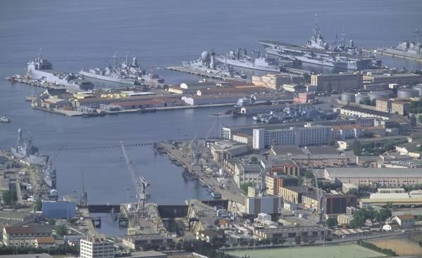 Il porto militare di Toulon