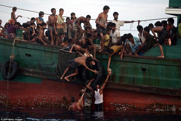 Rohingya boats