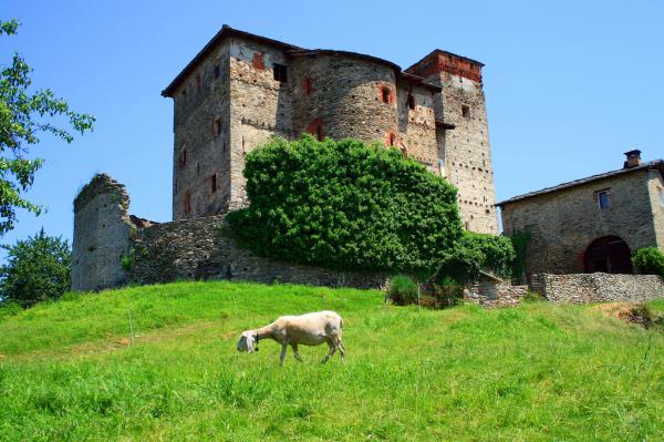 Il castello fortezza Malingri a Bagnolo Piemonte