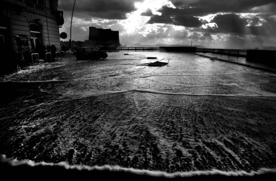 Nascette mmiez’o mare, foto di Sergio Siano.‎