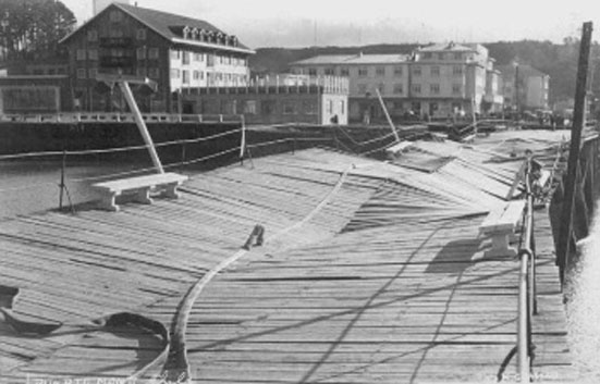 Puerto Montt, 1960. Il ‎molo distrutto dal terremoto