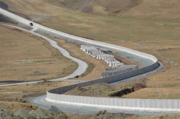 Turkey’s border with Iran - Wall system  
