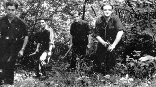  Partida de los Caxigales. De izquierda a derecha, Aurelio Caxigal, Manolín el de Llorío, Manuel Caxigal y Casimiro. 
