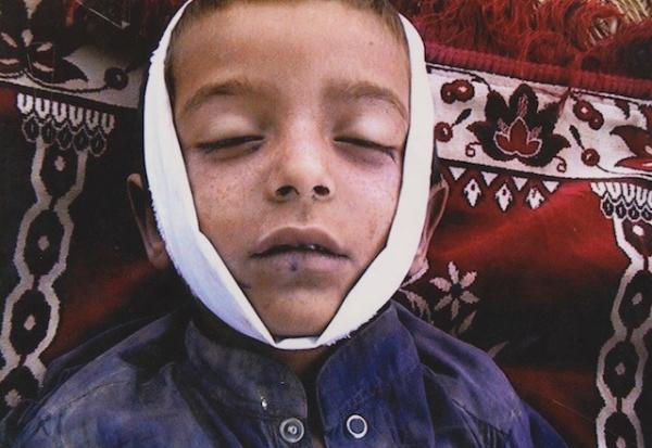 Syed Wali Shah  anni 7, ucciso da un drone Dande Darpa Khel, Pakistan – 21 Agosto 2009 (foto: Noor Behram)