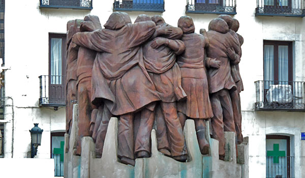 Monumento alle vittime, plaza de Antón Martín, Madrid.