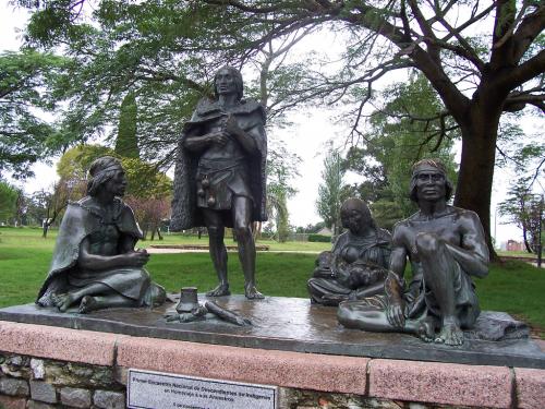 Monumento in memoria dei ‎nativi charrúas massacrati a Salsipuedes‎