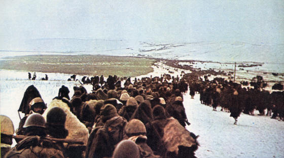 Spedizione italiana in Russia, 1941-43. Colonna italiana in ritirata nei pressi di Sceljakino, 21 gennaio 1943