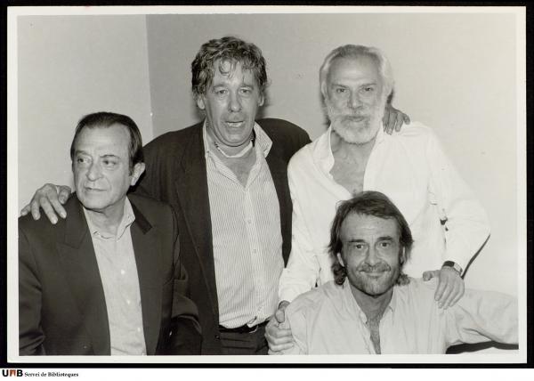 Da sinistra, José Agustín Goytisolo, Paco Ibáñez, Georges Moustaki e Luis Eduardo Aute.