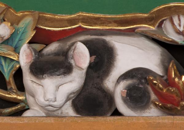 Gatto dormiente, scultura attribuita ad Hidari Jingoro, presso il santuario scintoista di Nikko, Giappone, XVII° secolo...