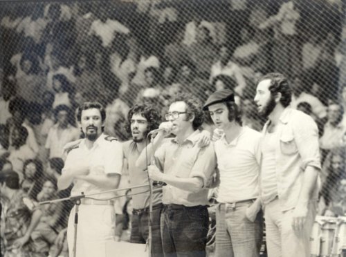 Adriano Correia de Oliveira, ‎Fausto, José Zeca Afonso e Rui Mingas in concerto a Luanda, Angola, nel 1975‎