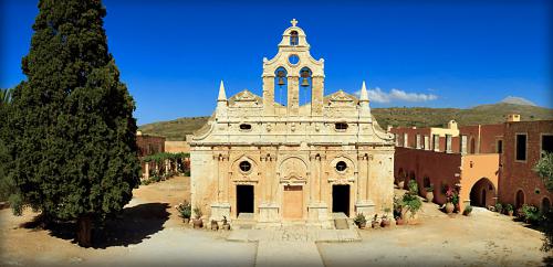 Il monastero di Arkadi e la chiesa veneziana.