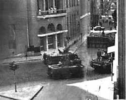 I nemici entrano in città. Atene, 21 aprile 1967.