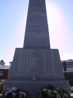 Derry. Il monumento alle vittime della Domenica di sangue. Derry. Bloody Sunday Monument.