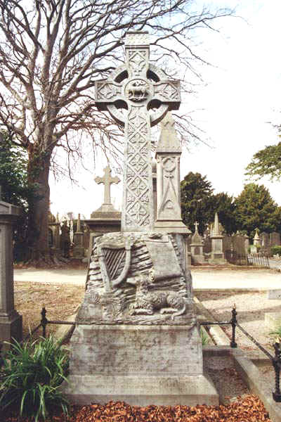 La tomba di John Keegan 'Leo' Casey nel cimitero di Glasnevin, Dublino