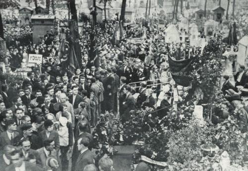 I funerali di Pierre Degeyter: Parigi, 2 ottobre 1932<br />
Pierre Degeyter's burial: Paris, 2 October 1932