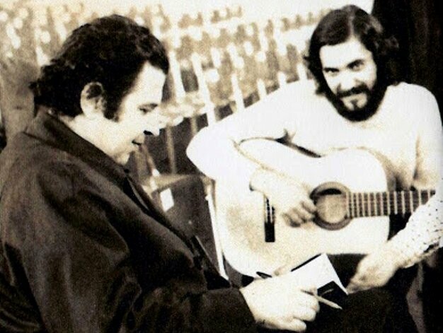 Alex Devezoglu e Mikis Theodorakis (1971)
