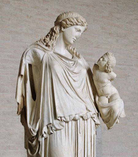 La dea Eirene [Pace] con il figlio Ploutos [Ricchezza]. Copia romana di un'opera di Cefisodoto il Vecchio [Atene, Areopago, 370 a.C. ca.]