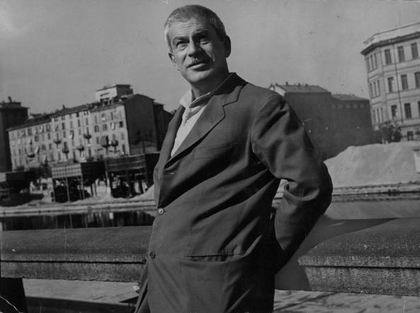 Elio Vittorini (1908-1966) sui Navigli.
