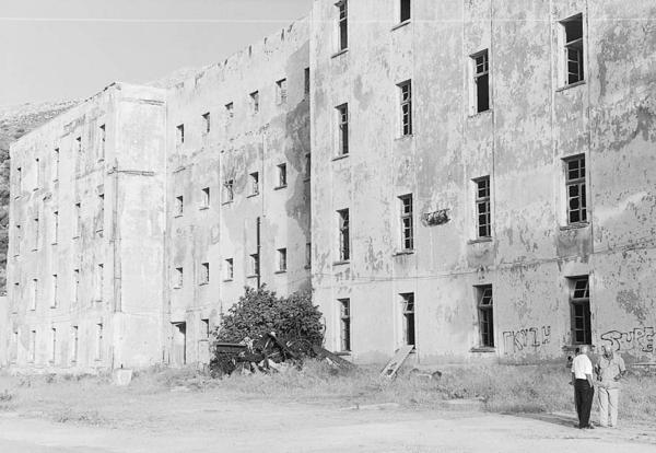 L’edificio che ospitava la prigione di Lakkì a Leros