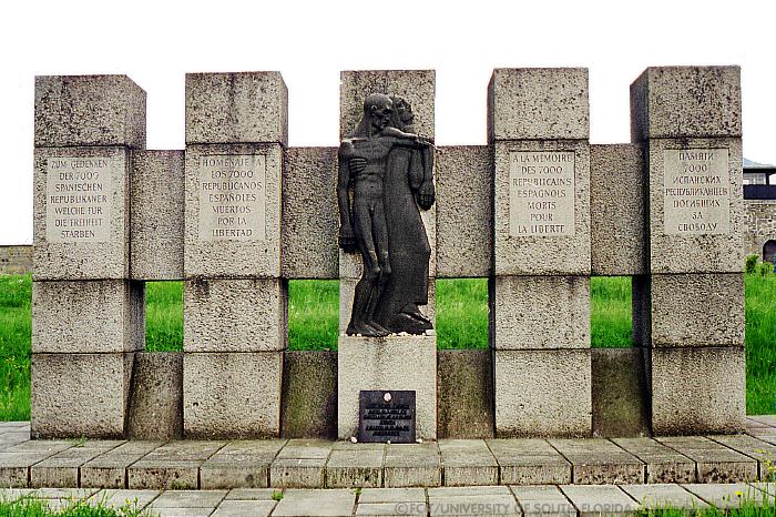 Mauthausen. Monumento dedicato ai repubblicani spagnoli