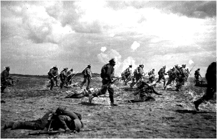Autunno 1914: truppe ungheresi all'assalto durante l'assedio e la battaglia di Przemyśl