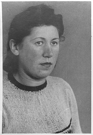 Frieda Bursztyn Radasky, 1946.
