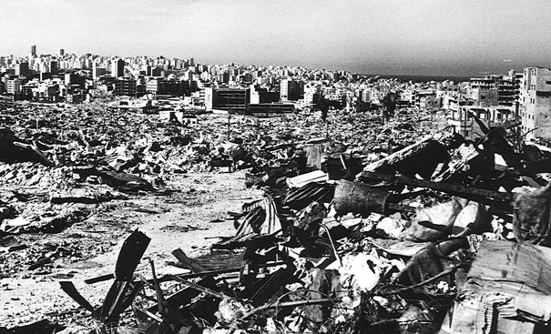 Tall al-Zaatar, Libano, 12 agosto 1976.