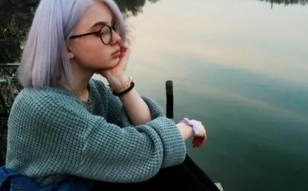 Una ragazza viniško-tian