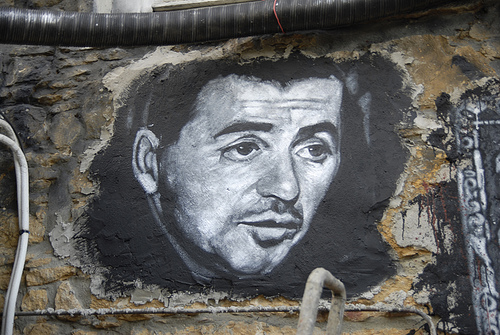 Yvan Colonna. Mural su una casa di  Ajaccio.